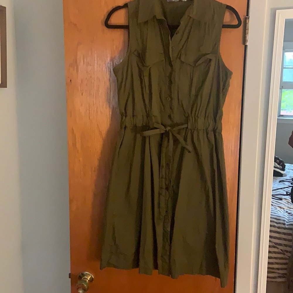 Green button up dress